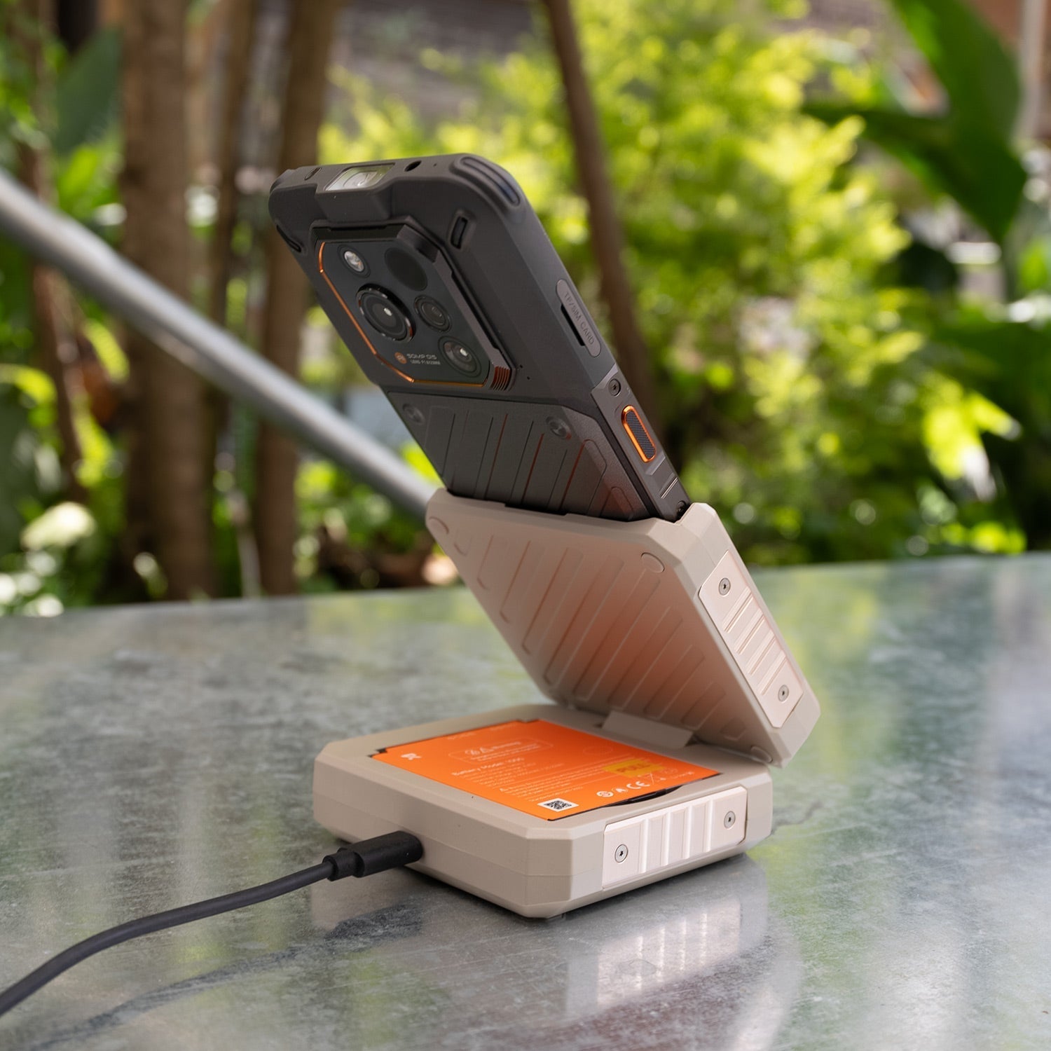 Why Removable Battery Phones Are Making a Comeback in 2026